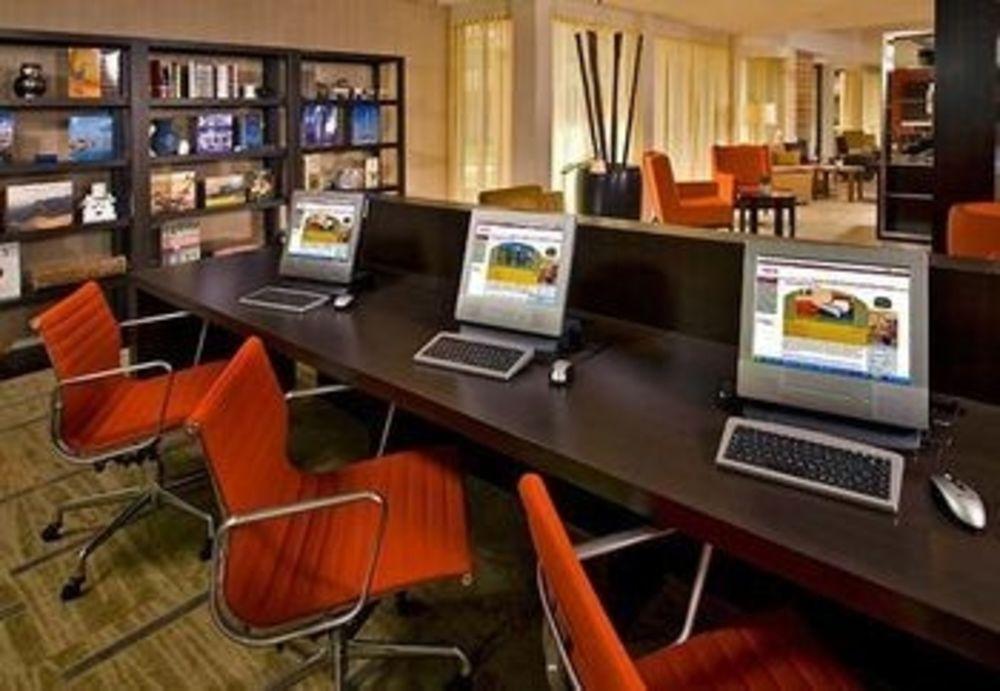 Courtyard By Marriott Springfield Otel Dış mekan fotoğraf