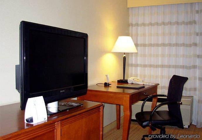 Courtyard By Marriott Springfield Otel Oda fotoğraf