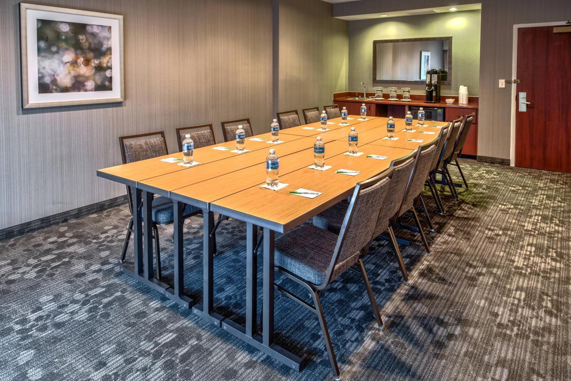 Courtyard By Marriott Springfield Otel Dış mekan fotoğraf