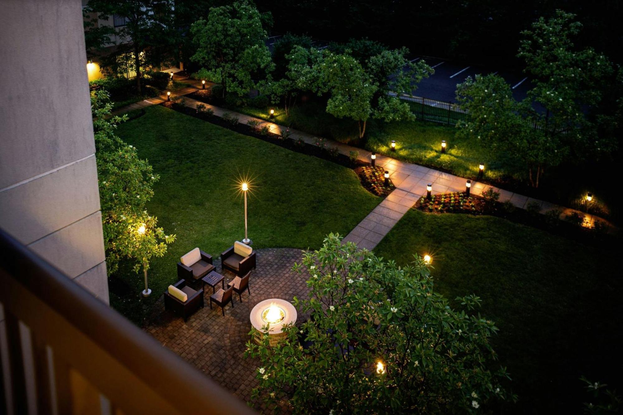 Courtyard By Marriott Springfield Otel Dış mekan fotoğraf